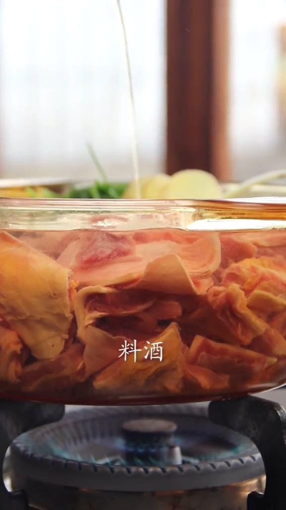 土豆燉牛腩的做法-家常味燉菜譜-易網健康養生網 土豆燉牛腩的做法-家常味燉菜譜