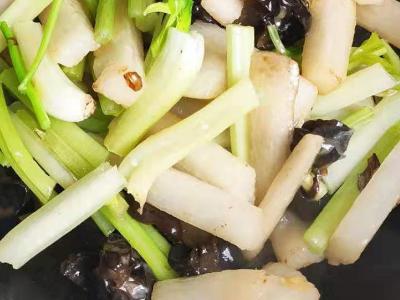 芹菜炒山藥的做法-家常味炒菜譜-易網(wǎng)健康養(yǎng)生網(wǎng) 芹菜炒山藥的做法-家常味炒菜譜