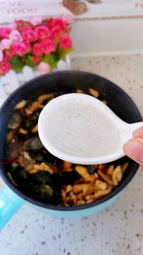 宮保皮蛋(無花生版)的做法-咸鮮味炒菜譜-易網健康養生網 宮保皮蛋(無花生版)的做法-咸鮮味炒菜譜