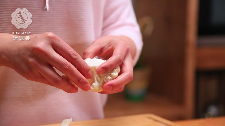 黃金花菜的做法-家常味炒菜譜-易網(wǎng)<a href=http://www.xllyou.com/ target=_blank class=infotextkey>健康養(yǎng)生</a>網(wǎng) 黃金花菜的做法-家常味炒菜譜