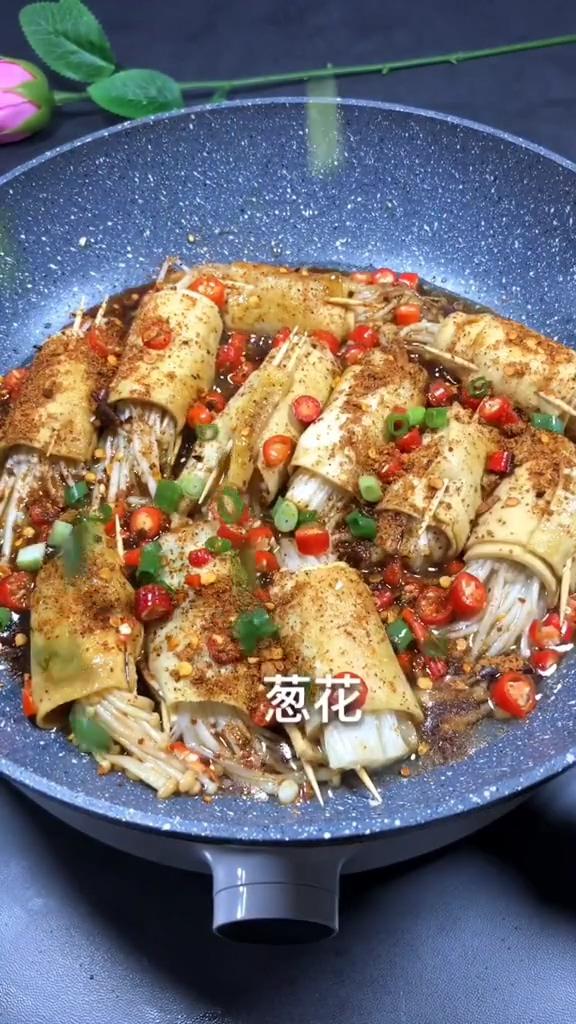 金針菇豆皮卷的做法-咸鮮味炒菜譜-易網健康養生網 金針菇豆皮卷的做法-咸鮮味炒菜譜