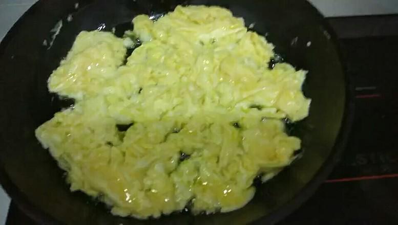 黃豆醬炒雞蛋尖椒的做法-香辣味炒菜譜-易網健康養生網 黃豆醬炒雞蛋尖椒的做法-香辣味炒菜譜