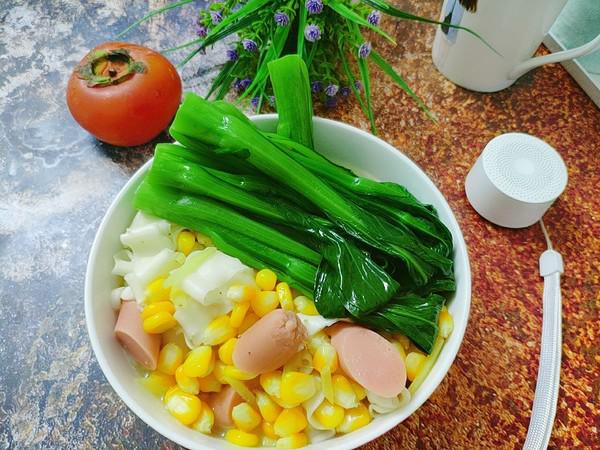 玉米火腿魚腩湯粉的做法-家常味煮菜譜-易網健康養生網 玉米火腿魚腩湯粉的做法-家常味煮菜譜