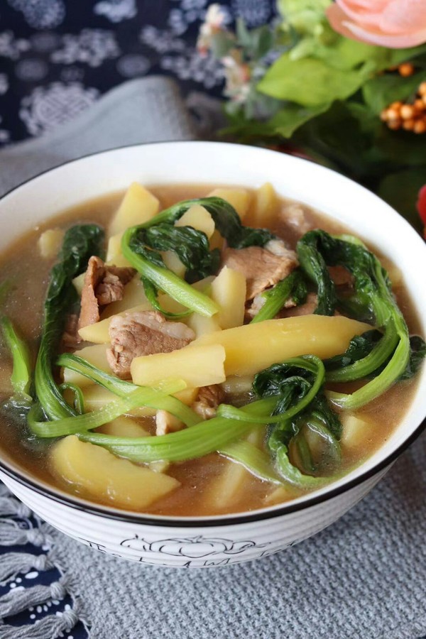 小白菜燉土豆的做法-咸鮮味燉菜譜-易網健康養生網 小白菜燉土豆的做法-咸鮮味燉菜譜