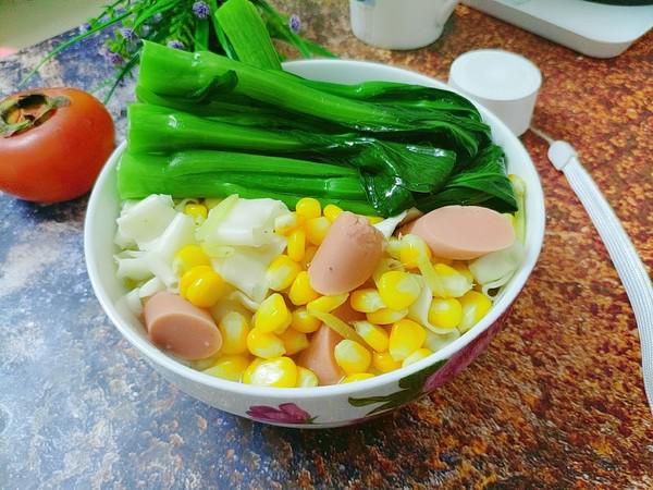 玉米火腿魚腩湯粉的做法-家常味煮菜譜-易網健康養生網 玉米火腿魚腩湯粉的做法-家常味煮菜譜