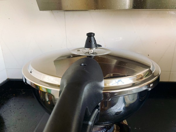 紅燒豬蹄的做法-家常味燉菜譜-易網健康養生網 紅燒豬蹄的做法-家常味燉菜譜