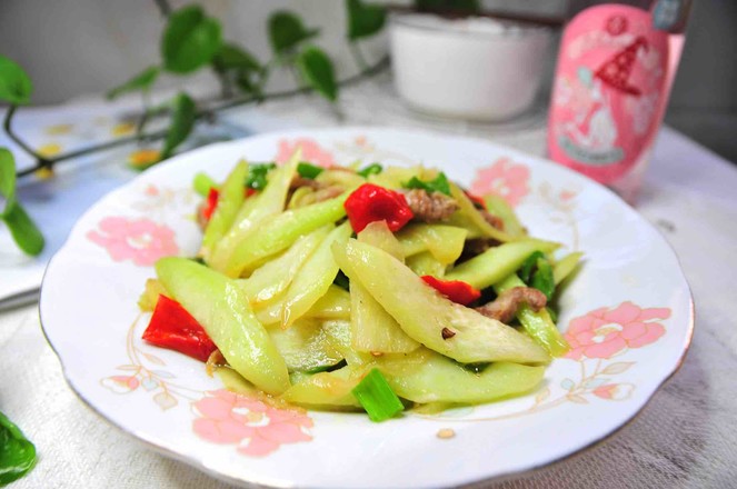 芥蘭炒肉絲的做法-家常味炒菜譜