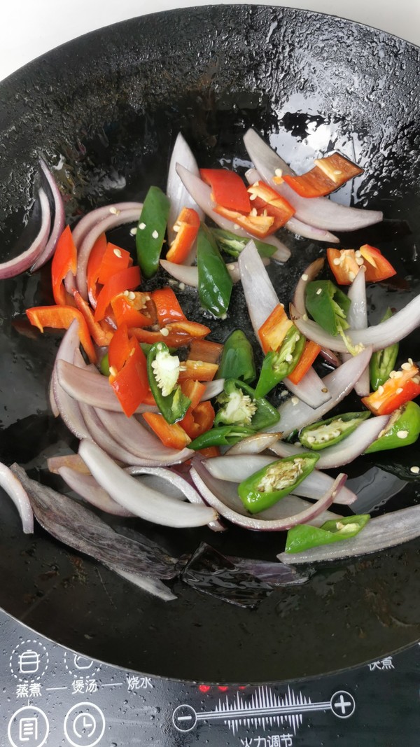 嫩爆豬肝的做法-香辣味炒菜譜