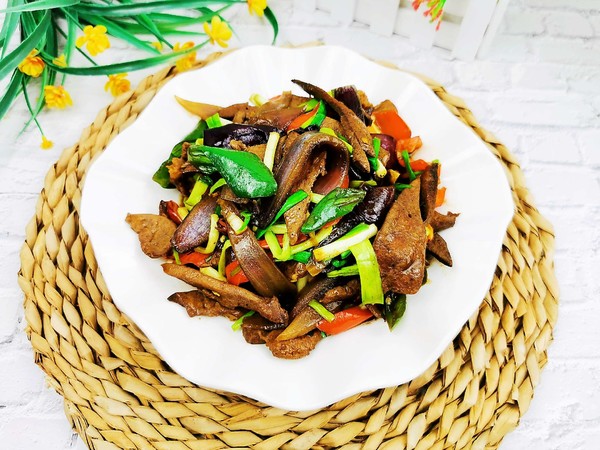 嫩爆豬肝的做法-香辣味炒菜譜