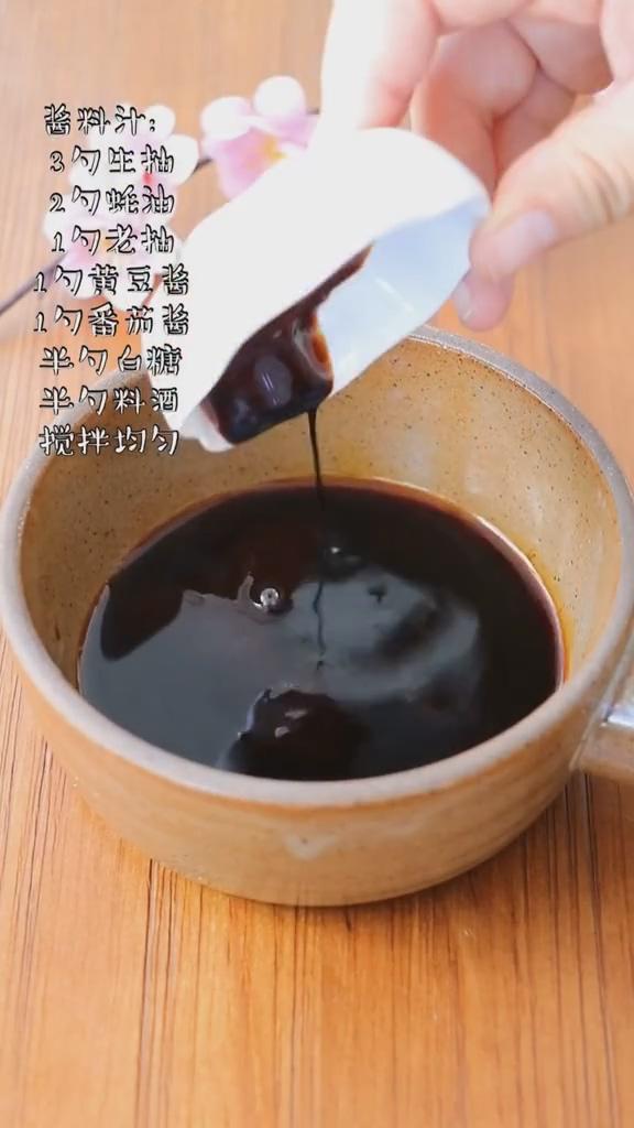 三汁燜鍋的做法-咸鮮味燉菜譜-易網(wǎng)健康養(yǎng)生網(wǎng) 三汁燜鍋的做法-咸鮮味燉菜譜