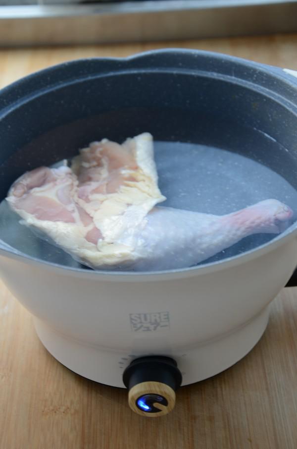 菌菇燉雞湯的做法-家常味燉菜譜-易網健康養生網 菌菇燉雞湯的做法-家常味燉菜譜