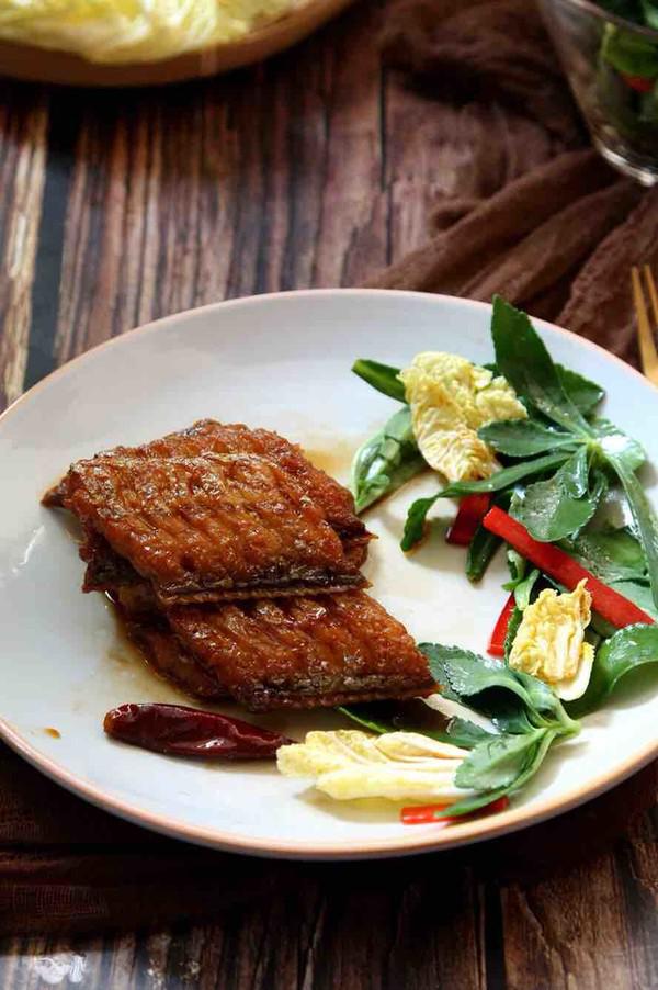 酒香燜帶魚的做法-家常味燜菜譜-易網健康養生網 酒香燜帶魚的做法-家常味燜菜譜