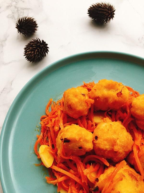 胡蘿卜炒肉丸的做法-咸鮮味炒菜譜