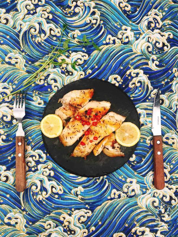 減肥餐~香煎鯛魚(yú)的做法-咸鮮味煎菜譜-易網(wǎng)健康養(yǎng)生網(wǎng) 減肥餐~香煎鯛魚(yú)的做法-咸鮮味煎菜譜