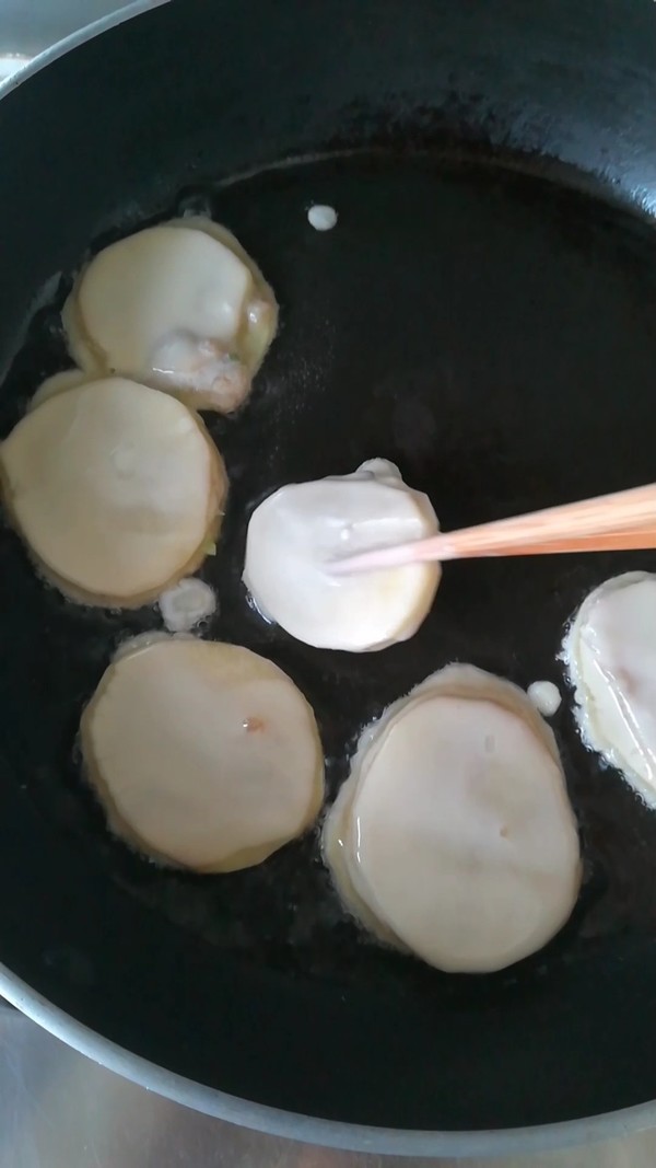 香煎土豆盒的做法-咸鮮味煎菜譜