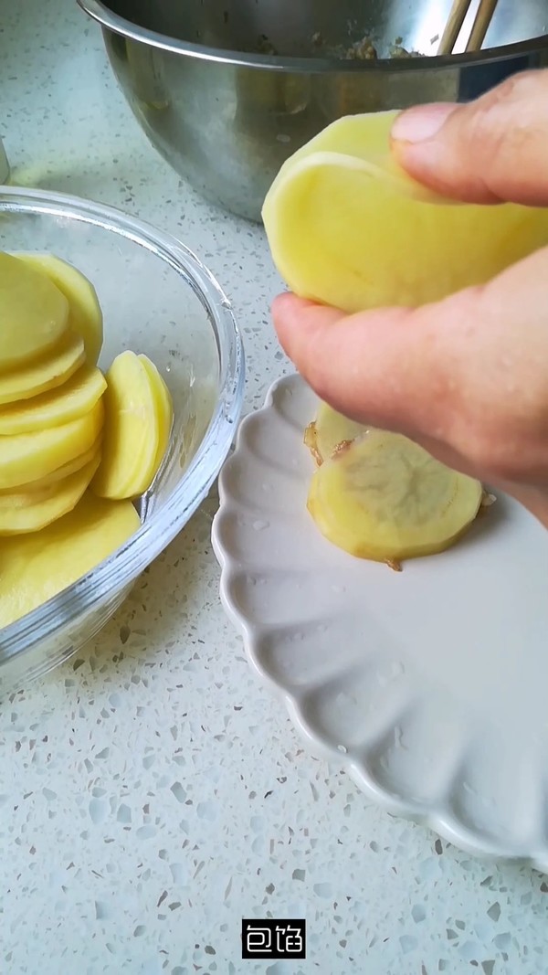 香煎土豆盒的做法-咸鮮味煎菜譜