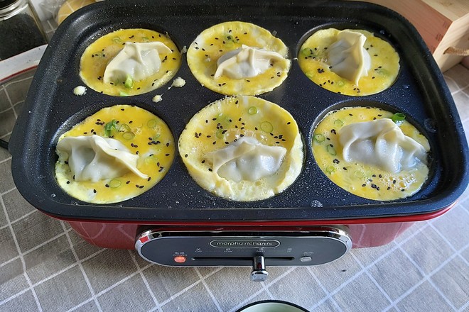 蛋抱煎餃的做法-家常味煎菜譜-易網健康養生網 蛋抱煎餃的做法-家常味煎菜譜