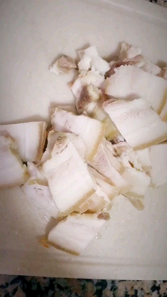 洋蔥炒肉片的做法-家常味炒菜譜-易網健康養生網 洋蔥炒肉片的做法-家常味炒菜譜