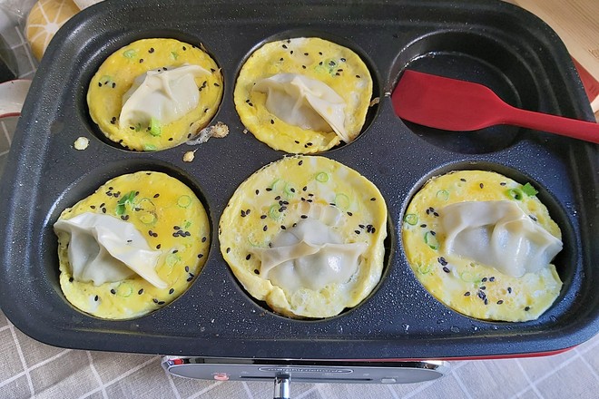 蛋抱煎餃的做法-家常味煎菜譜-易網健康養生網 蛋抱煎餃的做法-家常味煎菜譜