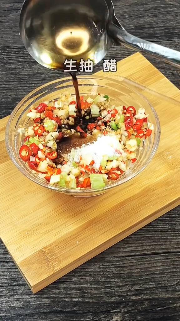 蒜泥蒸茄子的做法-家常味蒸菜譜-易網(wǎng)健康養(yǎng)生網(wǎng) 蒜泥蒸茄子的做法-家常味蒸菜譜