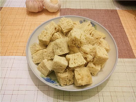 簡(jiǎn)單自制面筋 （發(fā)酵法）的做法-家常味蒸菜譜