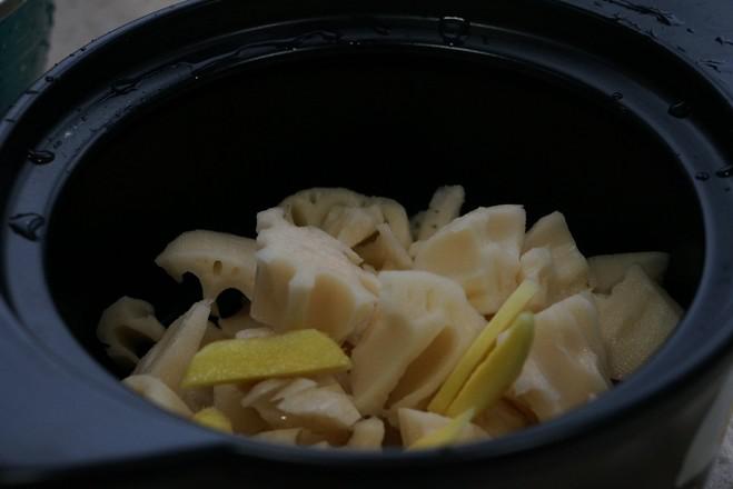 茶油蓮藕鴨湯的做法-家常味燉菜譜-易網(wǎng)健康養(yǎng)生網(wǎng) 茶油蓮藕鴨湯的做法-家常味燉菜譜