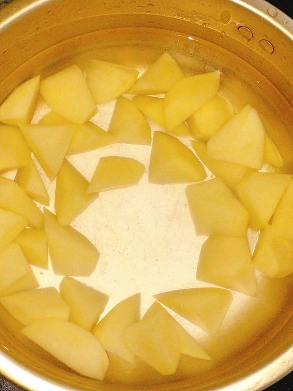 糖醋素排骨的做法-酸甜味煎菜譜-易網<a href=http://www.xllyou.com/ target=_blank class=infotextkey>健康養生</a>網 糖醋素排骨的做法-酸甜味煎菜譜