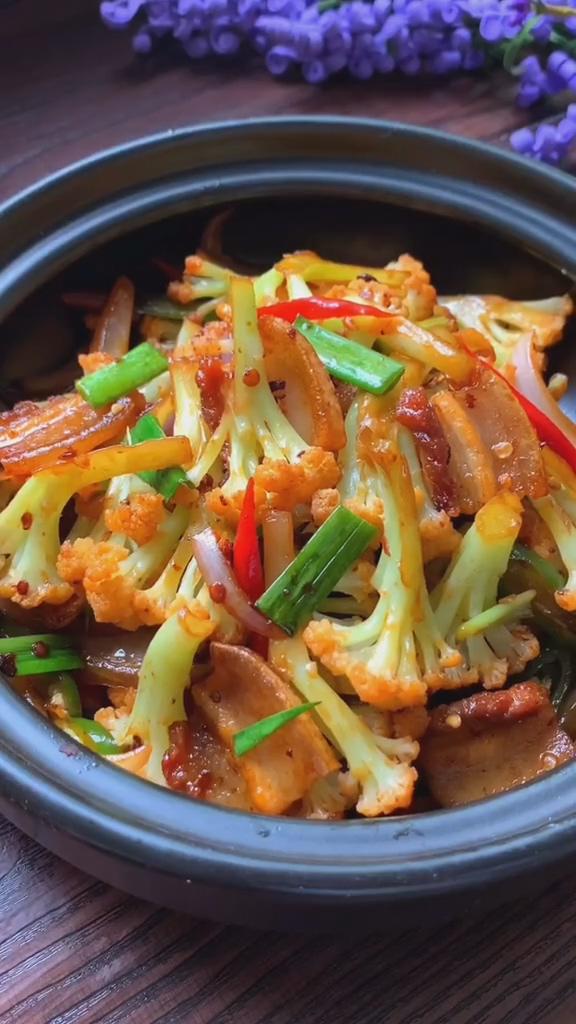 干鍋菜花的做法-咸鮮味炒菜譜-易網健康養生網 干鍋菜花的做法-咸鮮味炒菜譜