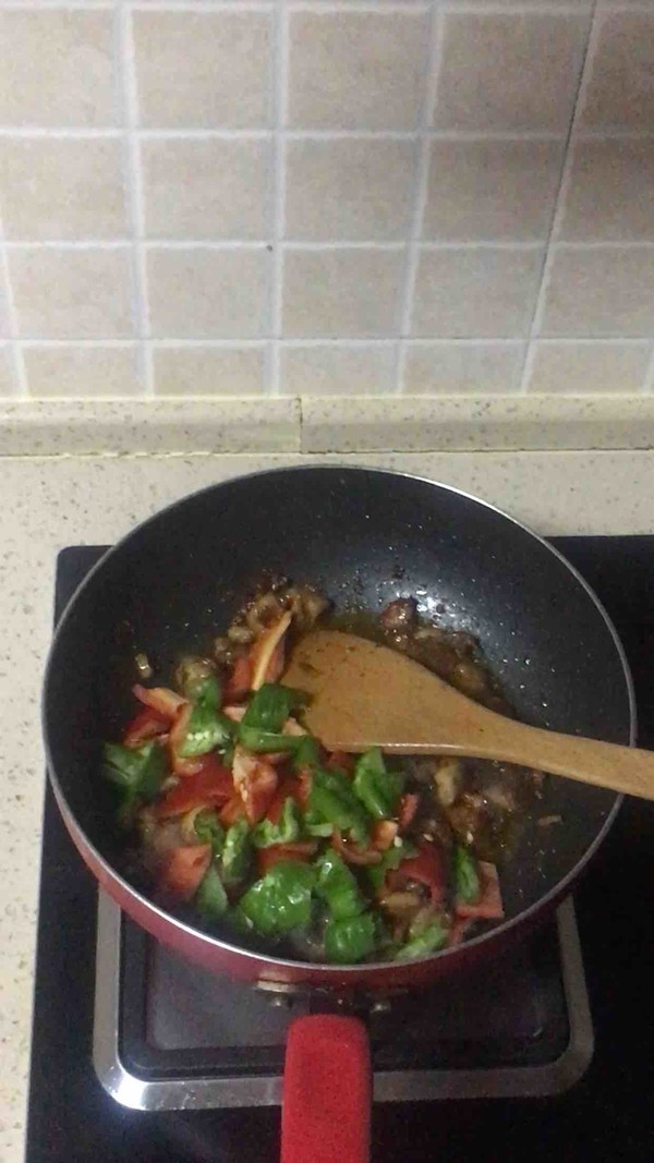 油茶籽油炒雞的做法-香辣味炒菜譜-易網(wǎng)健康養(yǎng)生網(wǎng) 油茶籽油炒雞的做法-香辣味炒菜譜