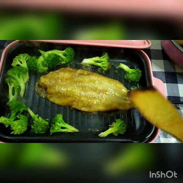 孜然煎魚的做法-家常味煎菜譜-易網健康養生網 孜然煎魚的做法-家常味煎菜譜