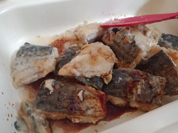 家常燉鲅魚的做法-家常味燉菜譜-易網健康養生網 家常燉鲅魚的做法-家常味燉菜譜