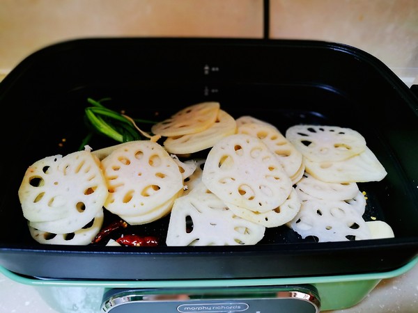 香辣鹵豆皮蓮藕,比周黑鴨和絕味還好吃!的做法-香辣味鹵菜譜-易網健康養生網 香辣鹵豆皮蓮藕,比周黑鴨和絕味還好吃!的做法-香辣味鹵菜譜