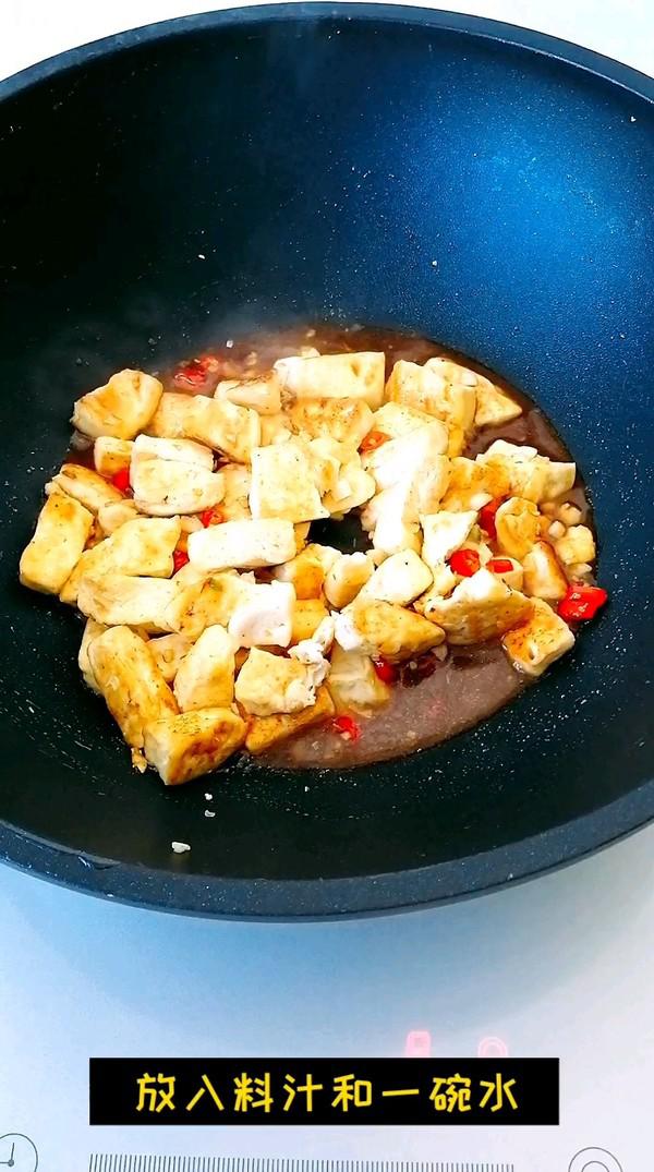 蒜香豆腐的做法-香辣味燒菜譜-易網健康養生網 蒜香豆腐的做法-香辣味燒菜譜