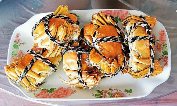 清蒸大閘蟹的做法-家常味蒸菜譜-易網健康養(yǎng)生網 清蒸大閘蟹的做法-家常味蒸菜譜