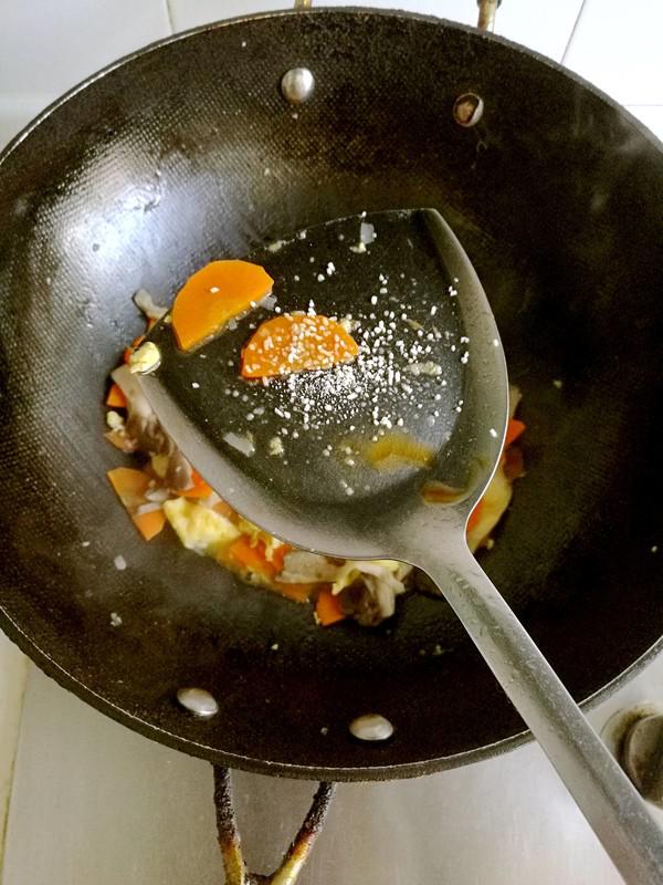 胡蘿卜炒雞蛋蘑菇的做法-咸鮮味炒菜譜-易網健康養生網 胡蘿卜炒雞蛋蘑菇的做法-咸鮮味炒菜譜