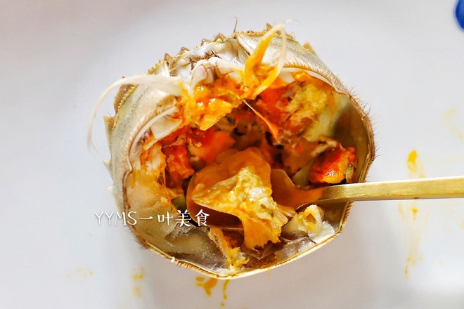 鹽焗大閘蟹的做法-咸鮮味烤菜譜-易網健康養生網 鹽焗大閘蟹的做法-咸鮮味烤菜譜