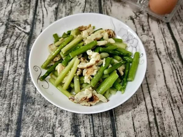 蘆筍炒雞蛋的做法-家常味炒菜譜-易網健康養生網 蘆筍炒雞蛋的做法-家常味炒菜譜