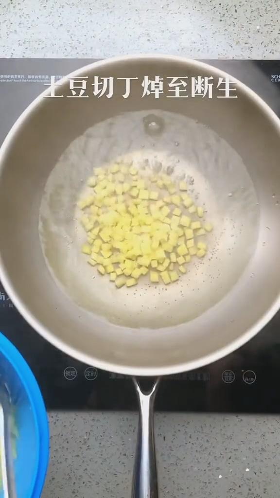 土豆雞肉烙的做法-咸鮮味煎菜譜