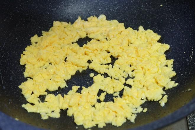 青椒木耳肉末炒雞蛋的做法-家常味炒菜譜