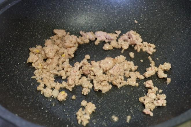 青椒木耳肉末炒雞蛋的做法-家常味炒菜譜
