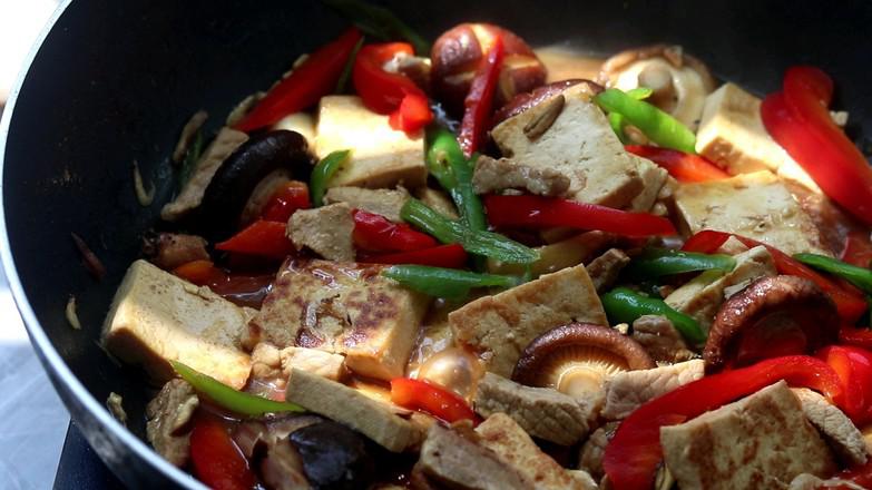 香菇蝦皮燜豆腐的做法-家常味炒菜譜
