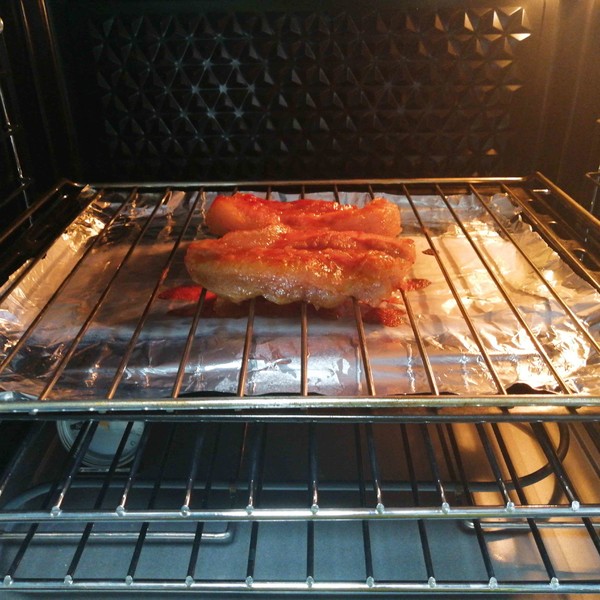 烤叉燒的做法-家常味烤菜譜-易網健康養(yǎng)生網 烤叉燒的做法-家常味烤菜譜