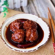 紅燒獅子頭的做法-家常味燒菜譜