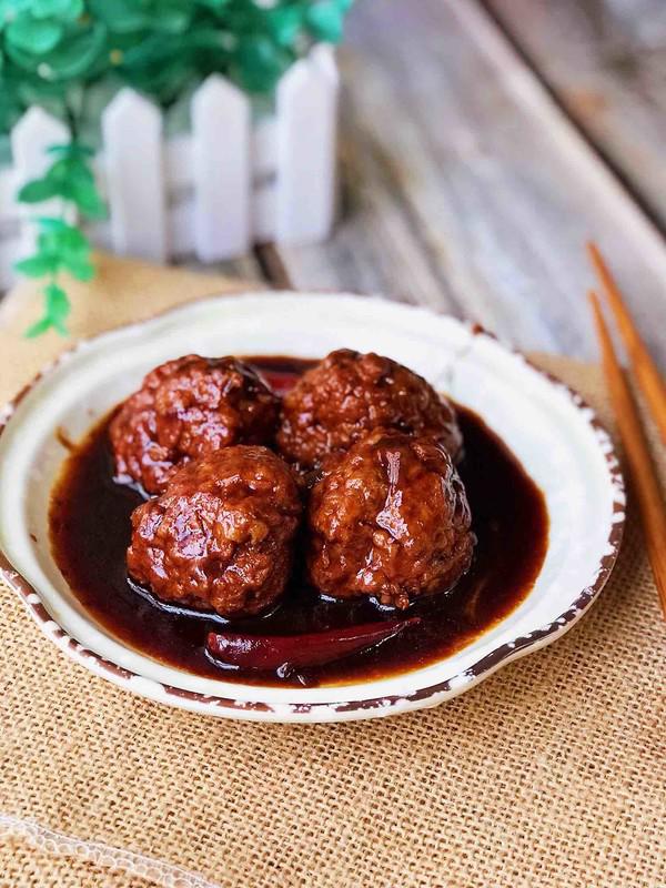 紅燒獅子頭的做法-家常味燒菜譜