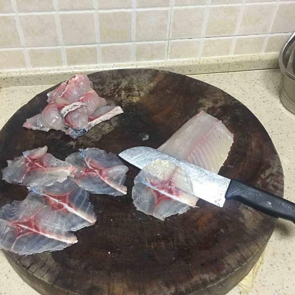 金蒜酸菜魚的做法-酸辣味煮菜譜