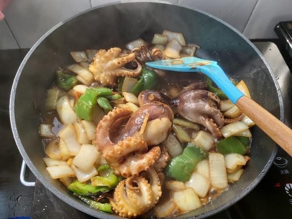 醬爆八爪魚的做法-咸鮮味炒菜譜