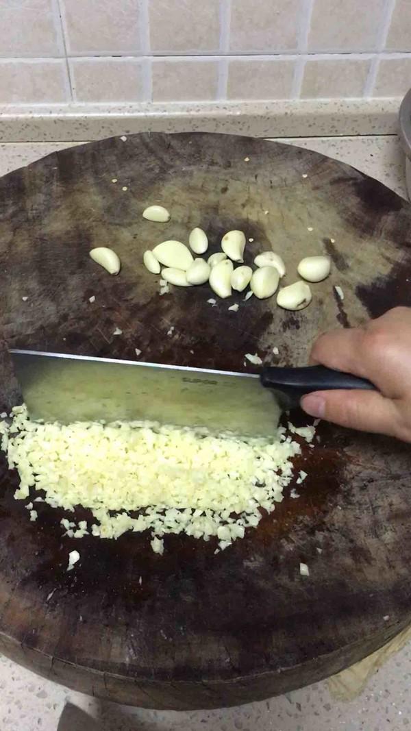 金蒜酸菜魚的做法-酸辣味煮菜譜