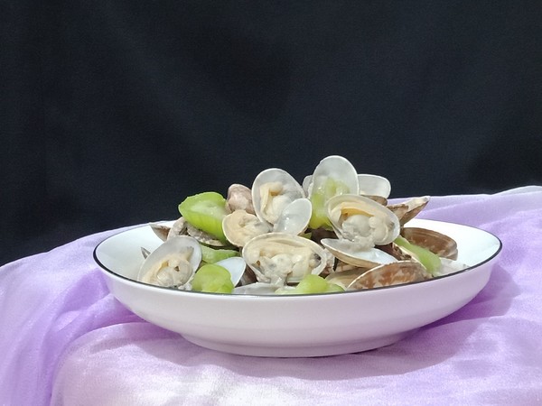 絲瓜炒花蛤的做法-咸鮮味炒菜譜-易網健康養生網 絲瓜炒花蛤的做法-咸鮮味炒菜譜