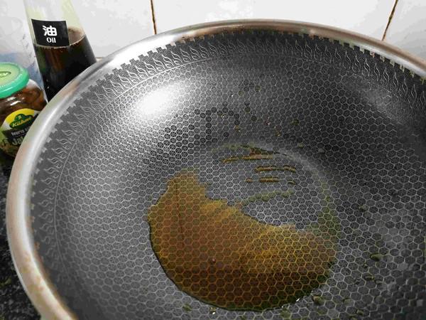 口蘑炒肉片的做法-酸辣味炒菜譜-易網健康養生網 口蘑炒肉片的做法-酸辣味炒菜譜