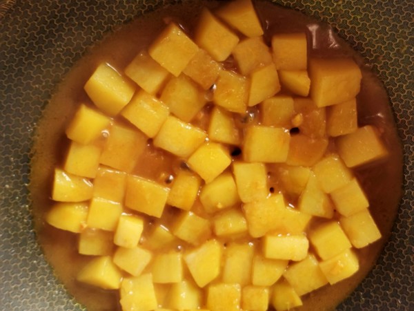 土豆咖喱塊的做法-家常味炒菜譜-易網健康養生網 土豆咖喱塊的做法-家常味炒菜譜